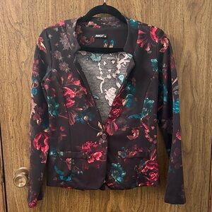 ✨Bold Floral Blazer✨
